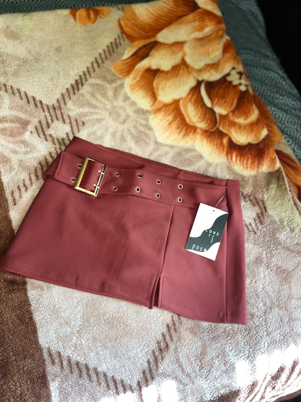 Belted Mini Skirt in Dusty red